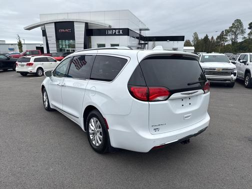 2018 Chrysler Pacifica Touring-L Plus