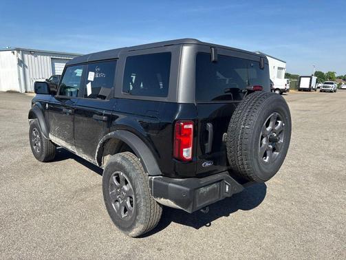 Shadow Black 2025 Ford Bronco Big Bend