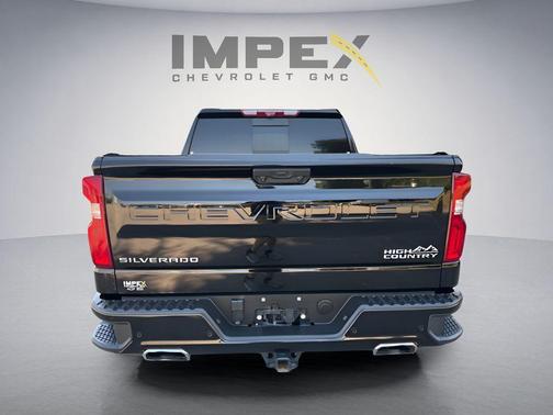 Black 2023 Chevrolet Silverado 1500 High Country