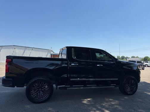 Black 2023 Chevrolet Silverado 1500 High Country