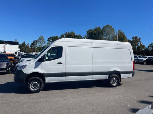 2025 Mercedes-Benz Sprinter 2500 High Roof