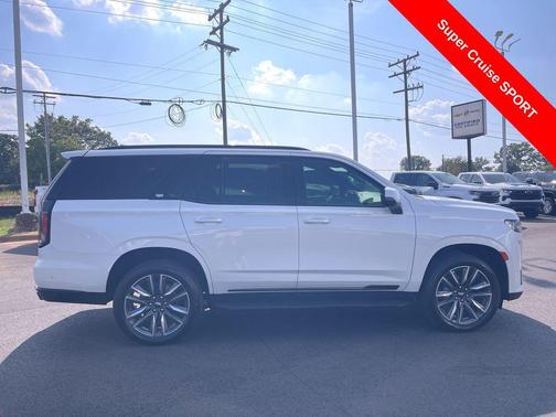 2022 Cadillac Escalade Sport