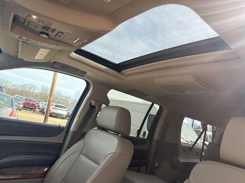 2018 Chevrolet Suburban Premier