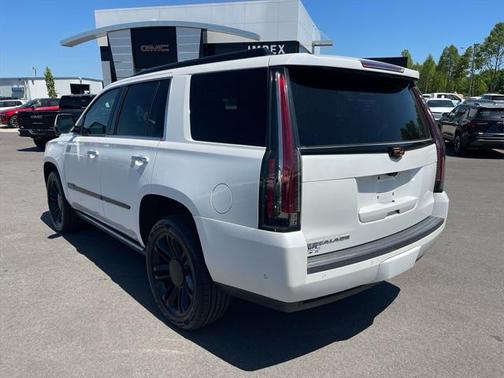 2017 Cadillac Escalade Premium Luxury