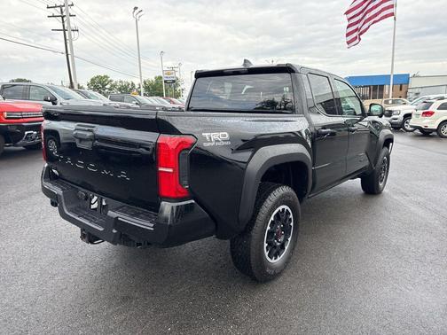 2025 Toyota Tacoma SR