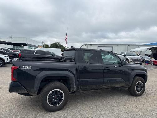2025 Toyota Tacoma SR