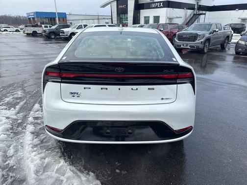 2024 Toyota Prius XLE