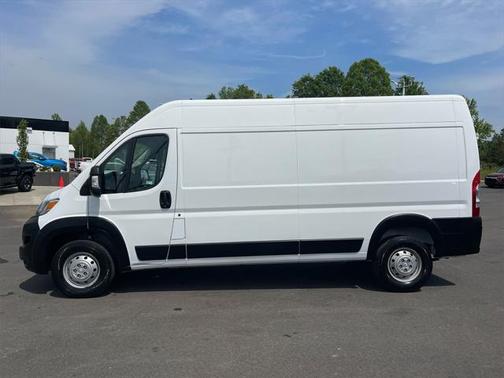 2024 RAM ProMaster 2500 Tradesman