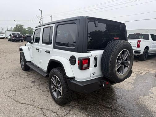 Bright White 2023 Jeep Wrangler 4-Door Sahara