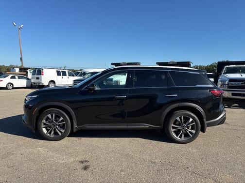 2024 INFINITI QX60 Luxe