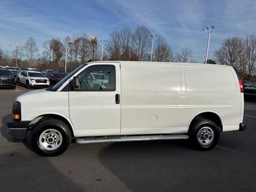 2024 GMC Savana 2500 Work Van