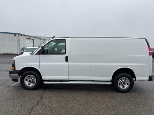 2024 GMC Savana 2500 Work Van