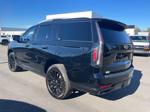 2023 Cadillac Escalade Sport