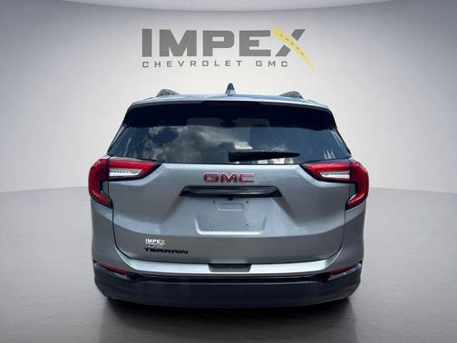 Sterling Metallic 2024 GMC Terrain SLE