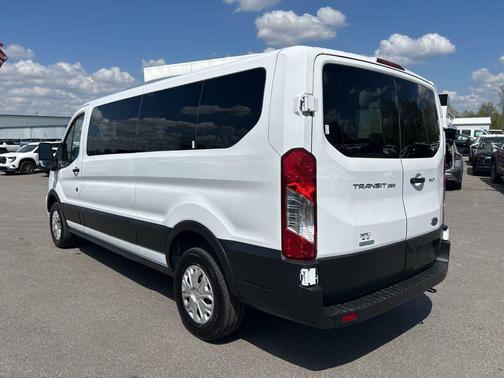 Oxford White 2023 Ford Transit-350 XL