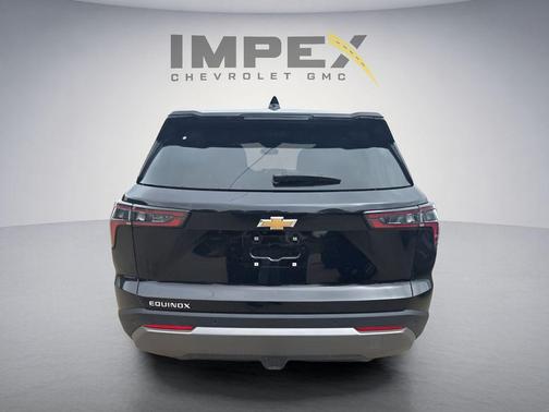 Mosaic Black Metallic 2026 Chevrolet Equinox 1LT