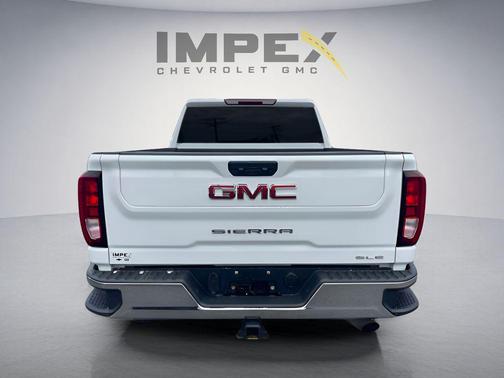 Summit White 2023 GMC Sierra 2500 SLE