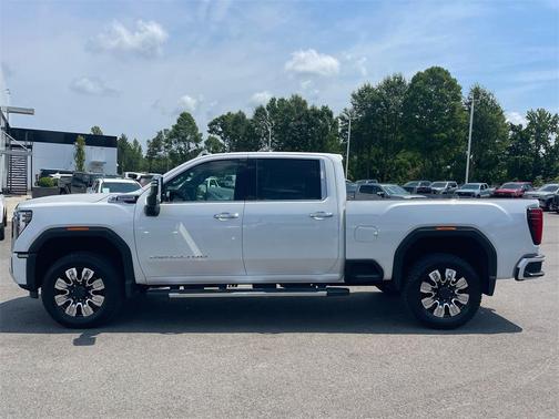 2024 GMC Sierra 2500 Denali