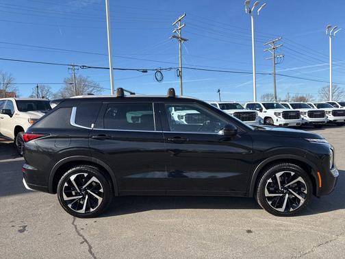 2022 Mitsubishi Outlander SEL 2.5 2WD