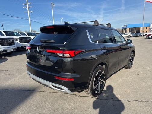 2022 Mitsubishi Outlander SEL 2.5 2WD