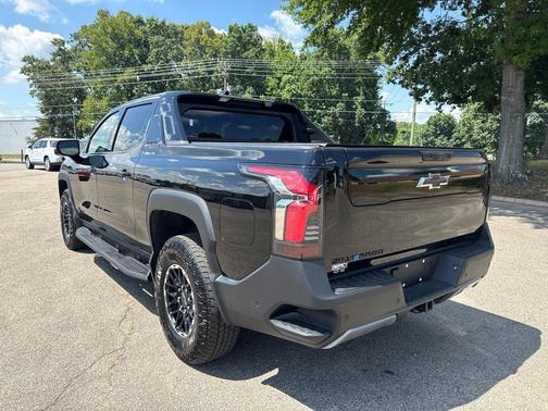 Black 2026 Chevrolet Silverado EV Trail Boss - Max Range 4WD