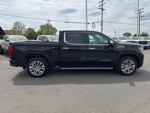 Onyx Black 2022 GMC Sierra 1500 Denali