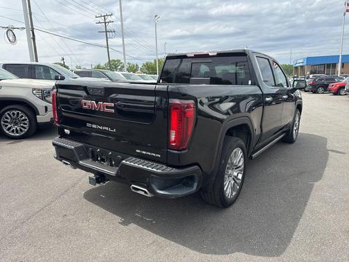 Onyx Black 2022 GMC Sierra 1500 Denali