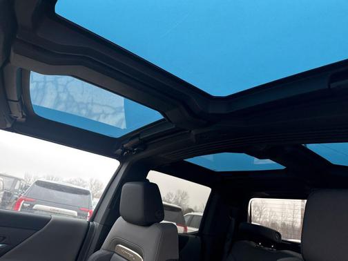 2024 GMC HUMMER EV Pickup 2X