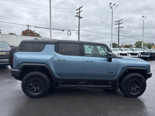 2024 GMC HUMMER EV SUV 3X