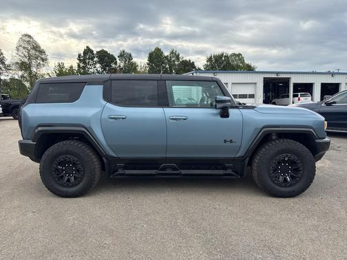 2024 GMC HUMMER EV SUV 3X