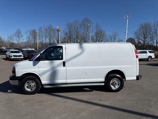 2023 GMC Savana 2500 Work Van