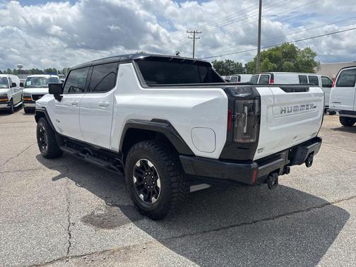 Interstellar White 2023 GMC HUMMER EV Pickup 3X
