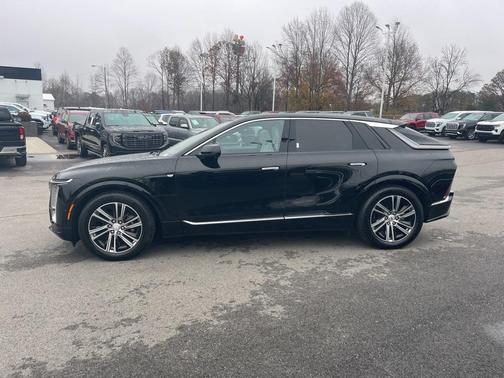 2024 Cadillac LYRIQ Luxury