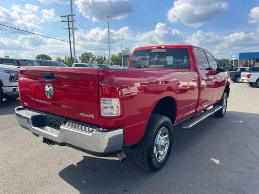 2021 RAM 2500 Tradesman Crew Cab 4x4 8' Box