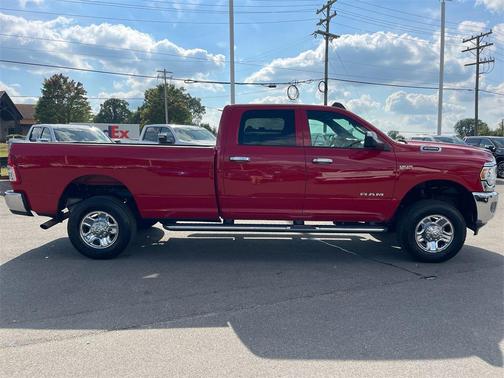 2021 RAM 2500 Tradesman Crew Cab 4x4 8' Box