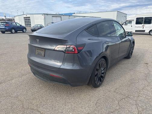 2022 Tesla Model Y Performance Dual Motor All-Wheel Drive