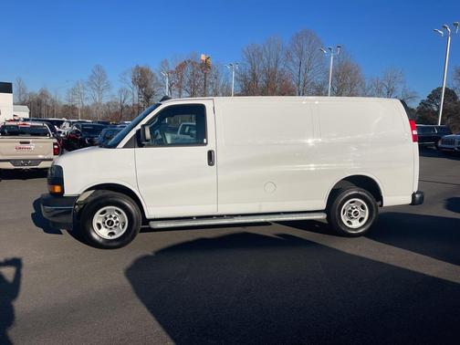 2023 GMC Savana 2500 Work Van