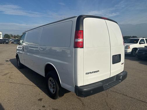 2023 GMC Savana 2500 Work Van