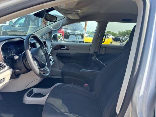 Silver 2023 Chrysler Voyager LX