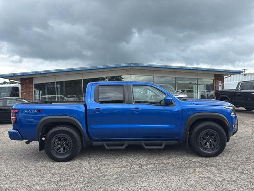 Bluestone Pearl 2025 Nissan Frontier PRO-X