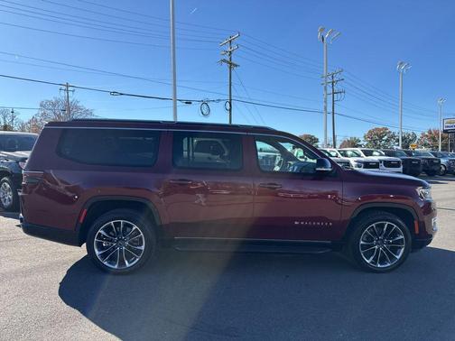 2024 Jeep Wagoneer L Series II 4x4