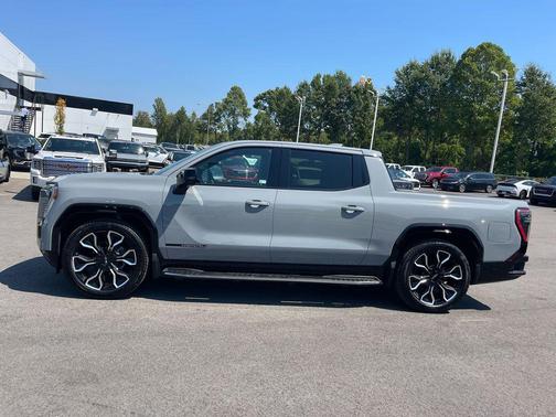 2024 GMC Sierra EV Denali Edition 1