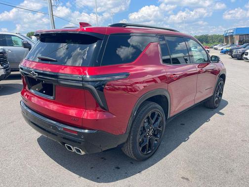 2024 Chevrolet Traverse RS