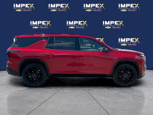 Radiant Red Tintcoat 2024 Chevrolet Traverse RS
