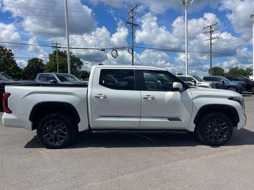 2025 Toyota Tundra Platinum