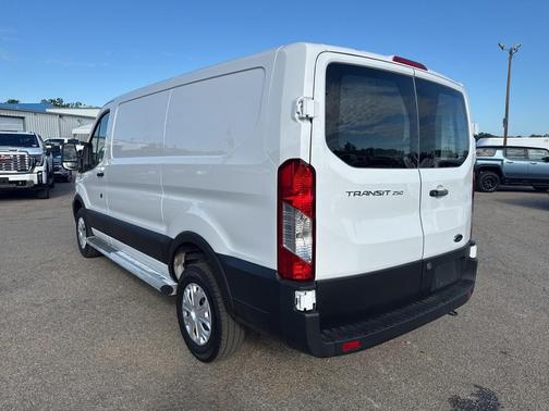 2023 Ford Transit-250 Base