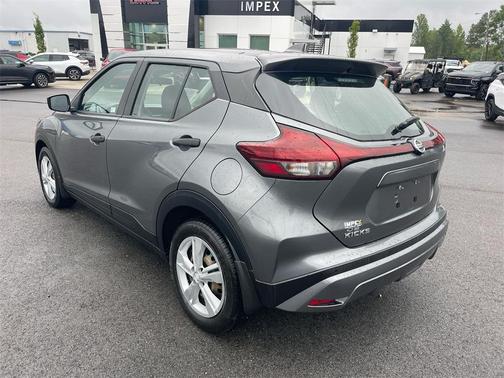 2021 Nissan Kicks S