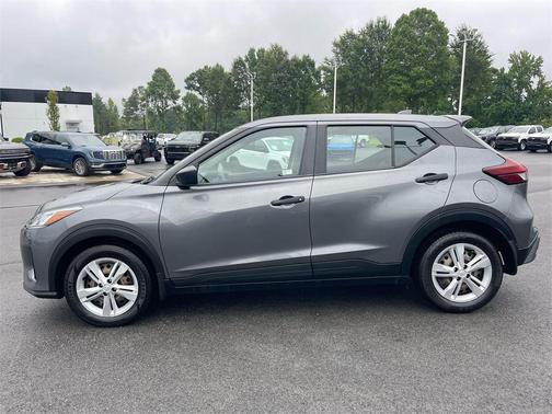 2021 Nissan Kicks S
