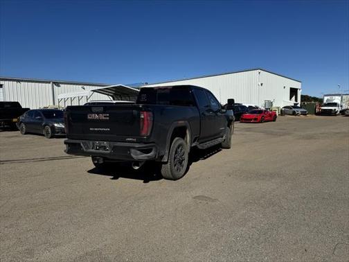 2024 GMC Sierra 2500 AT4