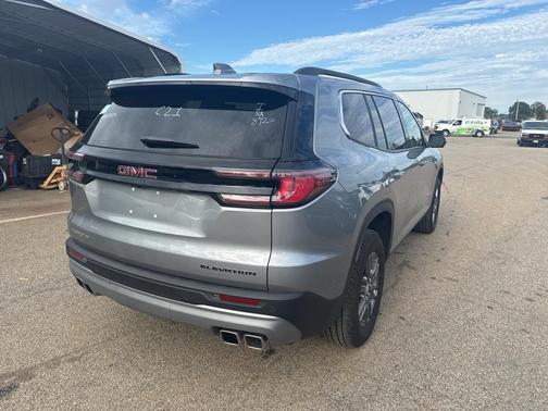 2025 GMC Acadia FWD Elevation